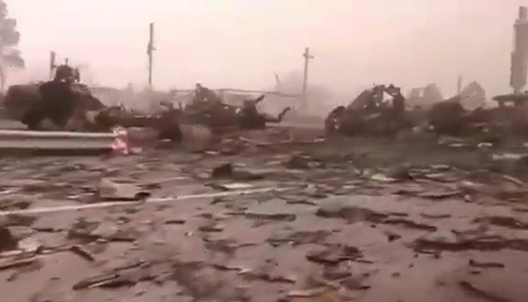 Bu görüntüler Ukrayna’nın en stratejik bölgesinden. Onlarca Rus askeri aracı imha edildi