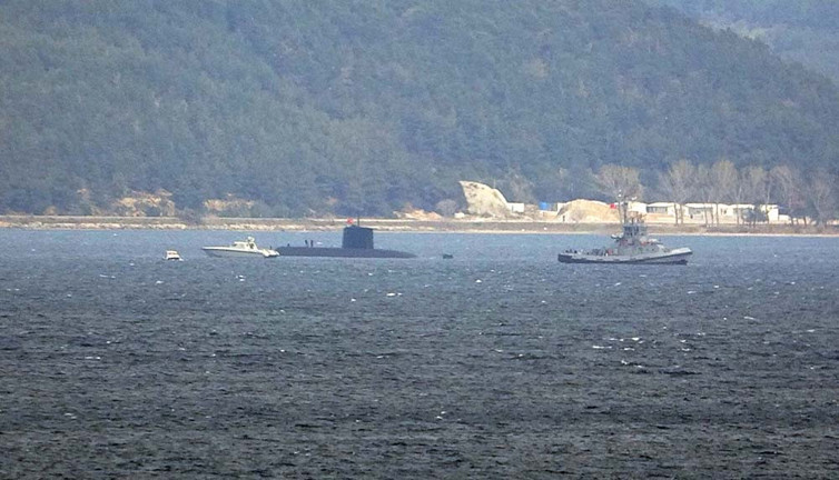 Çanakkale'de, Dumlupınar Denizaltısı şehitleri anıldı