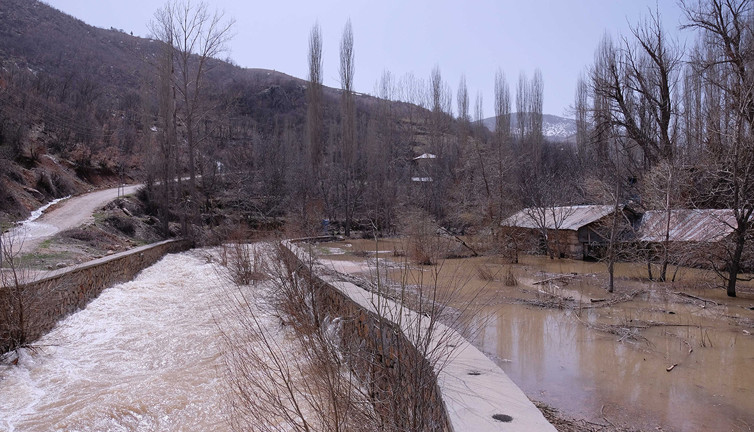Konya'da 'taşkın' tedirginliği! Ekipler teyakuzzda...