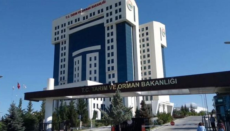Son dakika: Tarım ve Orman Bakanlığı’nda 4 bakan yardımcısı görevden alındı