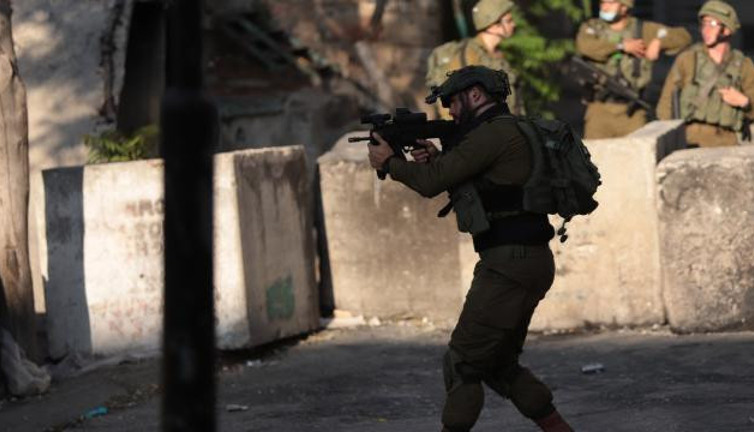 İsrail askerleri dört Filistinliyi silahla yaraladı