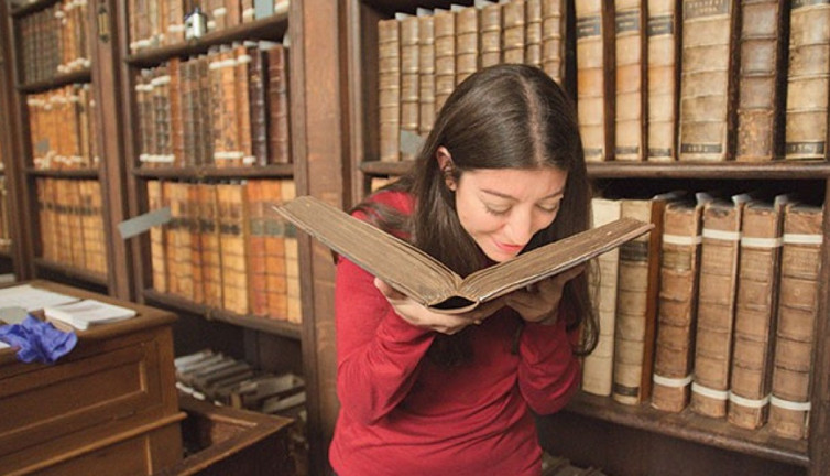 Kitap kokusunu sevmenin bilimsel sebebi ortaya çıktı