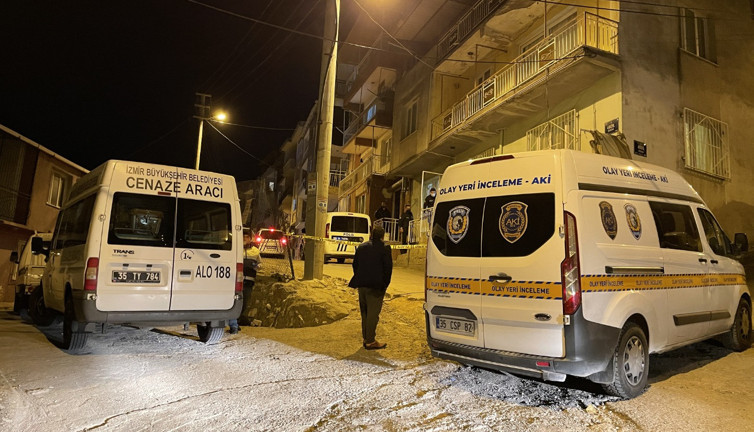 Çocuklarını görmek için gittiği eski eşinin evinde ölü bulundu