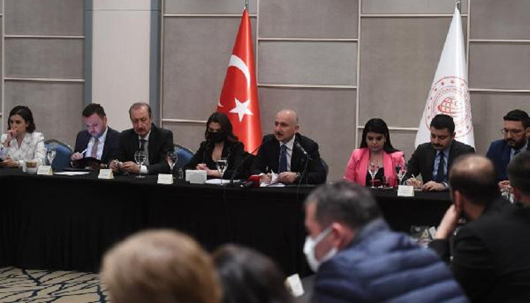 Karadeniz’deki 22 Türk gemisi günlerdir getirtilemedi