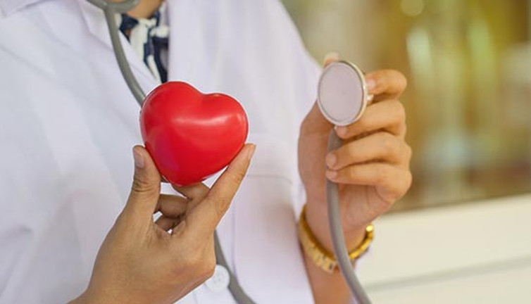 Bu gıdalar kalbe zarar! Sakın tüketmeyin!