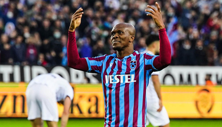 Trabzonspor'a Nwakaeme'den büyük şok! Sözleşme çıkmaza girdi