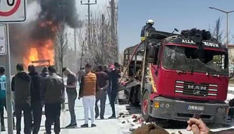 Balata temizleme spreyi yüklü kamyon alev alev yandı