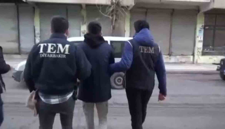 PKK’ya para aktaran 44 kişi hakkında gözaltı kararı