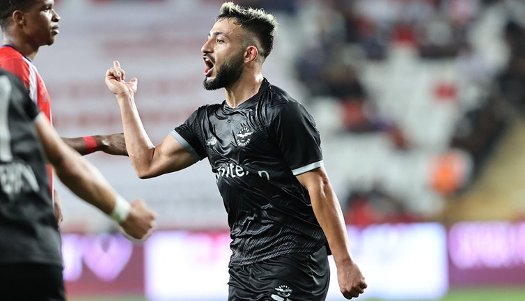 Beşiktaş, Matias Vargas'ı gündemine aldı! Sürpriz hamle