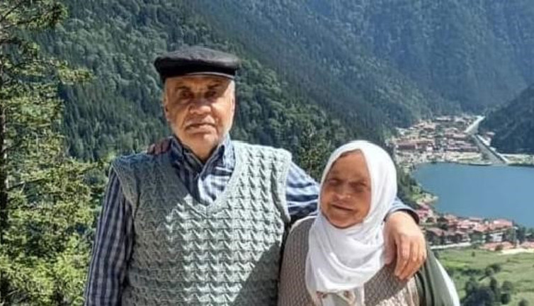 Yaşlı çifti ölüm bile ayıramadı