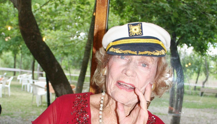 Caretta Carettaların annesi hayatını kaybetti