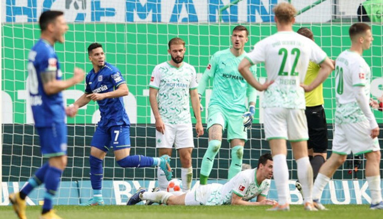 Bundesliga'da küme düşen ilk takım belli oldu