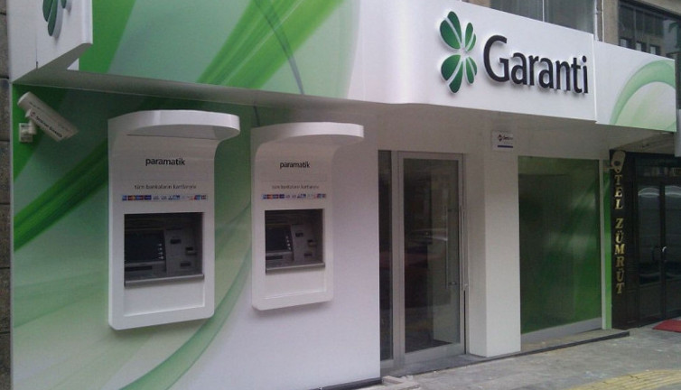Garanti Bankası'ndan dev kâr . Üç ayda kârını üçe katladı