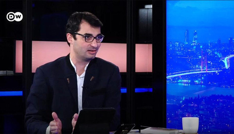 Erdoğan'a sinir krizi geçirten olay. Barış Terkoğlu açıkladı. ''Etrafındakiler zor sakinleştirdi''