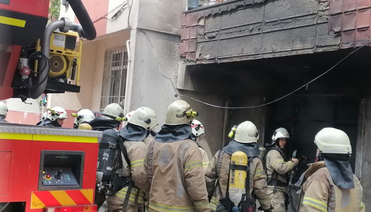 Esenyurt’ta yangın paniği