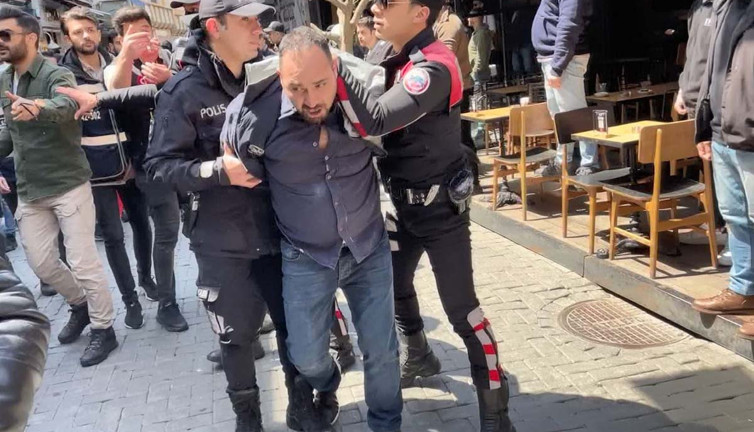 Beşiktaş’tan Taksim’e yürümeye çalışan polis müdahalesi! Çok sayıda gözaltı var…