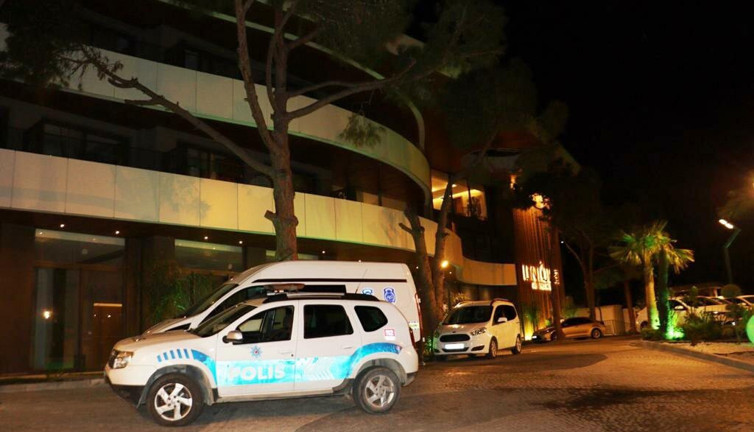 Alman turist, otel odasında ölü bulundu