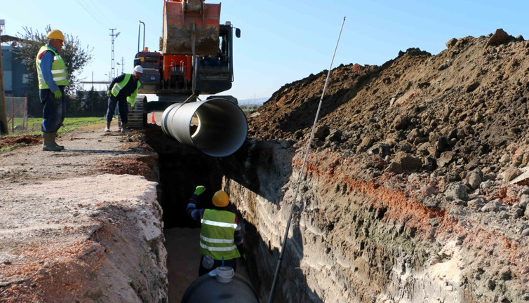 Müteahhitler büyük kazanç kapısından kaçıyor. İflas korkusu hepsini iptal ettirdi