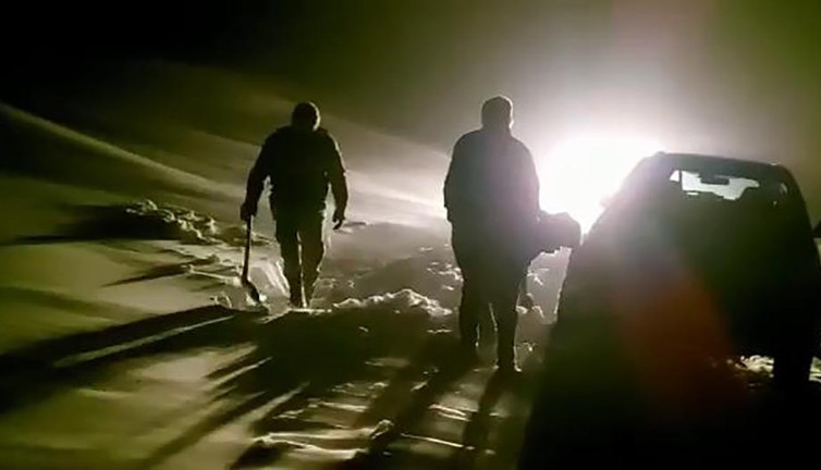 Bayburt’ta tipide mahsur kalan 2 kişi kurtarıldı