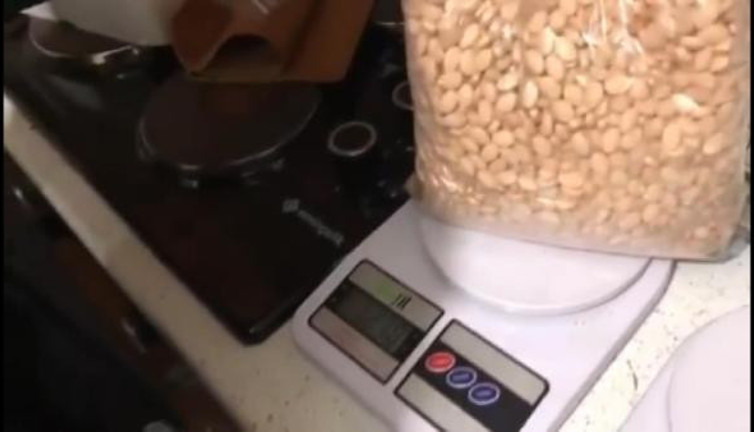 Beylikdüzü'nde operasyon! Uyuşturucu hapları kızartma makinesinden çıktı