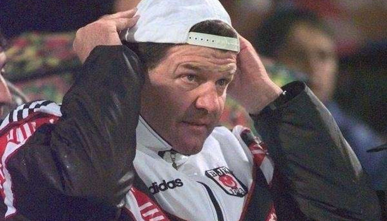 Toshack'tan Türkiye itirafı: Bence yasaklanmalı