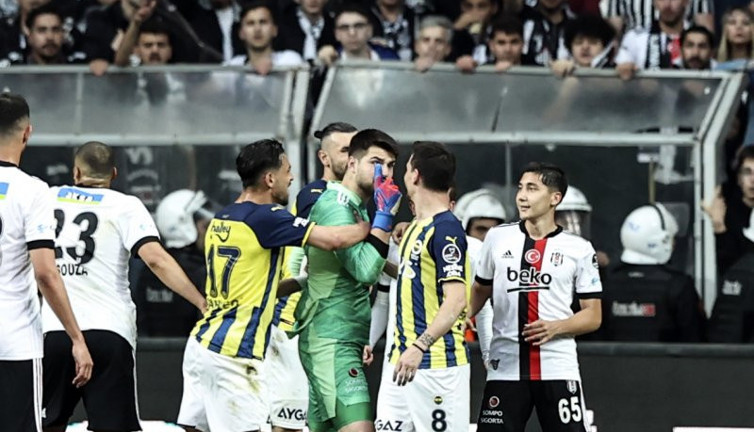 Beşiktaş Fenerbahçe derbisinde hayrete düşüren gerçek