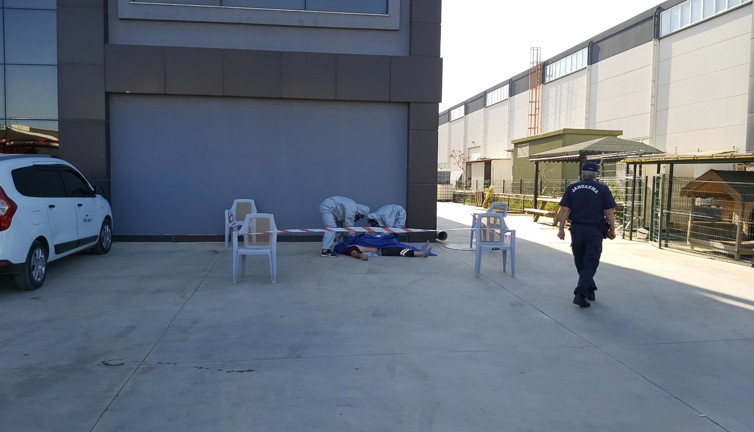 Gübre fabrikasında gaz sızıntısı faciaya sebep oldu! 2 işçi öldü onlarca işçi zehirlendi