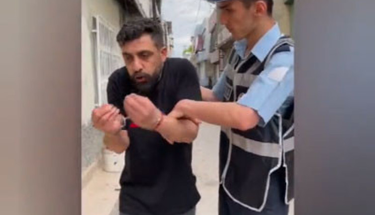 Sosyal medya fenomeni Şahin Sarsu, parayla vatandaşlık satılmasını böyle ti'ye aldı