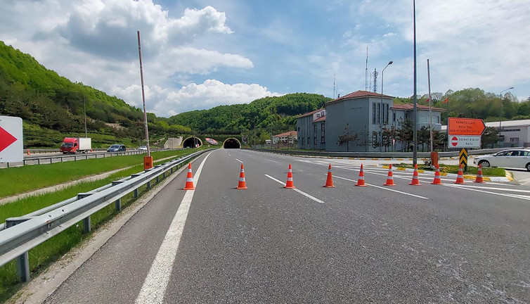 Sürücüler dikkat! 35 gün trafiğe kapatıldı…