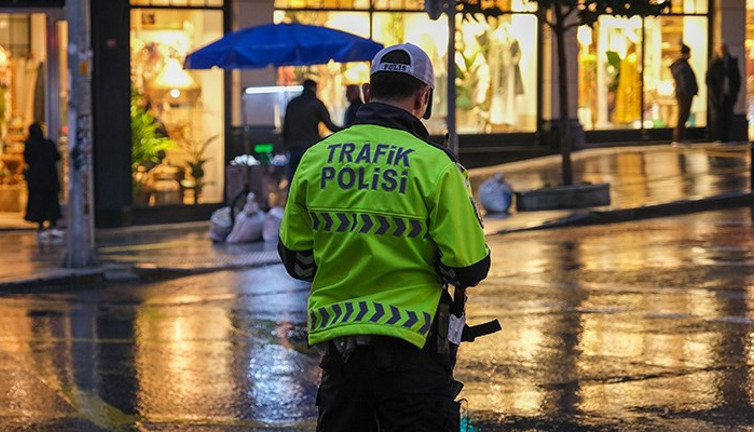 19 Mayıs etkinlikleri için İstanbul'da bazı yollar trafiğe kapatılıyor