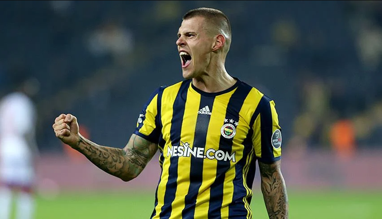 Martin Skrtel kararını verdi. Sosyal medyadan açıklama yaptı