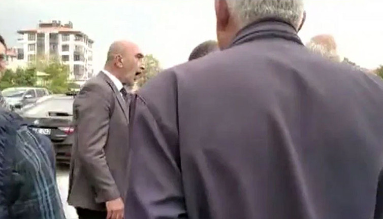 AKP'li başkandan derdini anlatmak isteyen vatandaşa tehdit