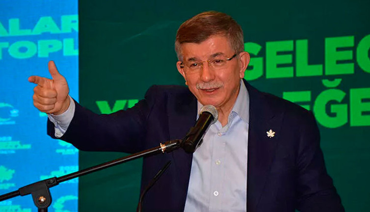 Ahmet Davutoğlu'ndan 'pudra şekeri' mesajı