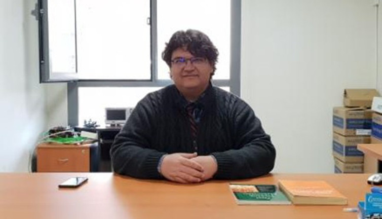 Öğretim görevlisi evinde ölü bulundu