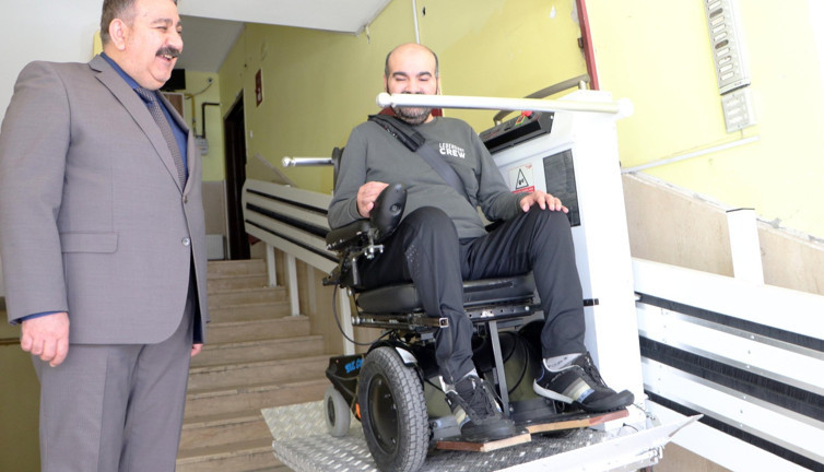 Merdiven Engeli ‘Sevgi yolu’ ile aşıldı