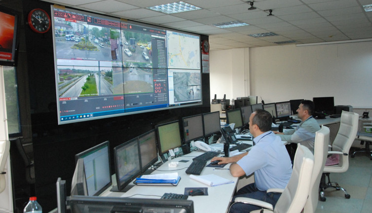 Ehliyetine el konulan sürücülerin araçları takibe alındı! 28'ine ceza kesildi…