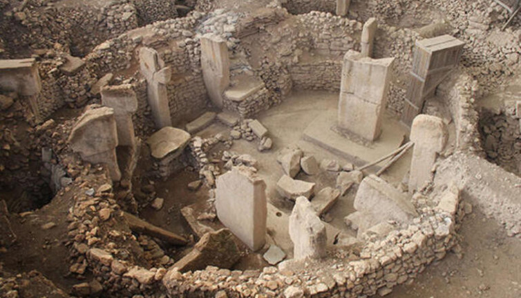 İlk kez insanların aynı noktada yıl boyu yaşadıkları yerlerden biri: Göbeklitepe