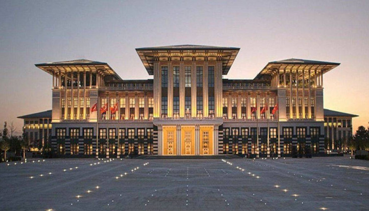 Şamil Tayyar Mehmet Uçum’a yüklendi, Mehmet Metiner de devreye girdi