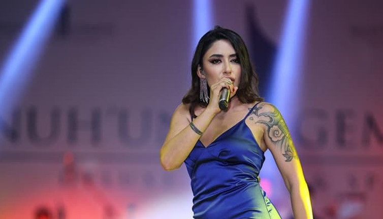 Melek Mosso konserinin iptal kararının ardından Funda Arar'dan flaş karar