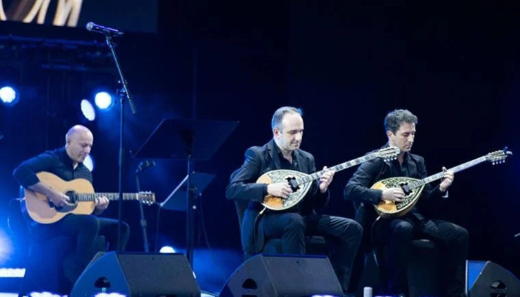 Mikis Theodorakis Orkestrası Türkiye'de