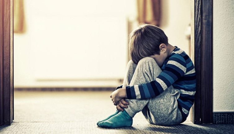 Aman dikkat sakar deyip geçmeyin. Altından neler çıkıyor neler