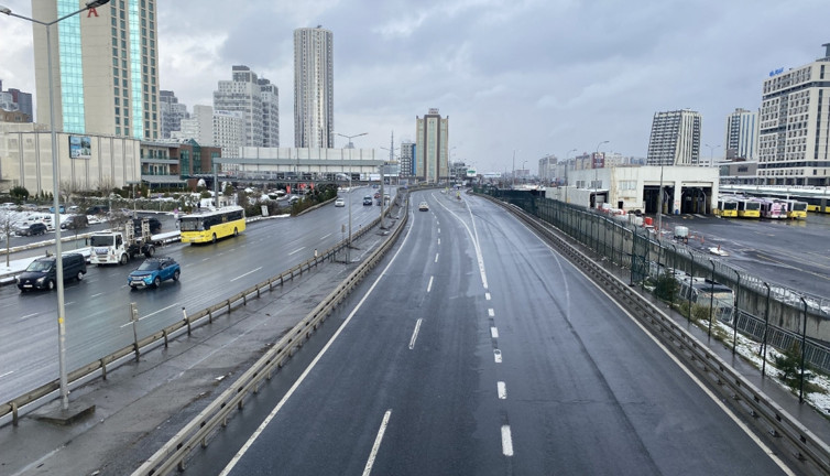 Hafta sonuna plan yapanlar dikkat! İstanbul'da bu yollar kapatılacak