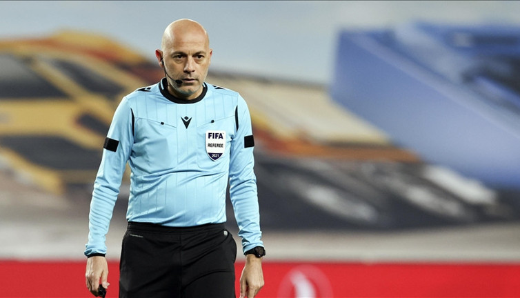 UEFA'dan Cüneyt Çakır'a 115 gün sonra görev: Kritik maçı yönetecek