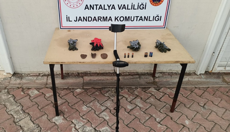 Sit alanında dedektör cihazı bulundu: 3 kişi gözaltına alındı