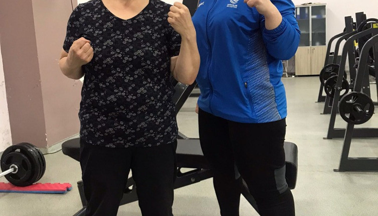 Azmetti, 53 yaşındaki kadın 5 ayda 21 kilo verdi