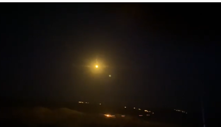 Sesleri duyan Yunanlılar hendek kazmaya başladı. Tatbikat İzmir'deydi korku dağları Batı Trakya'dan duyuldu