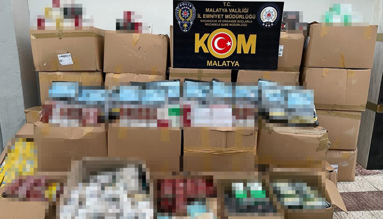 Kargo kamyonuna kaçakçılık operasyonu