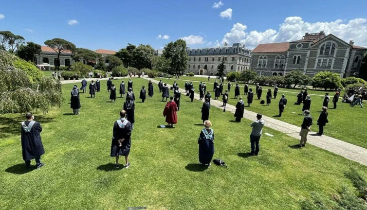 Boğaziçi’nde soruşturma açılan 4 akademisyen görevden uzaklaştırıldı