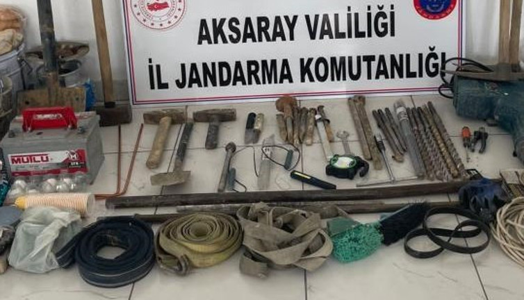 Dinamitli defineci yakalandı