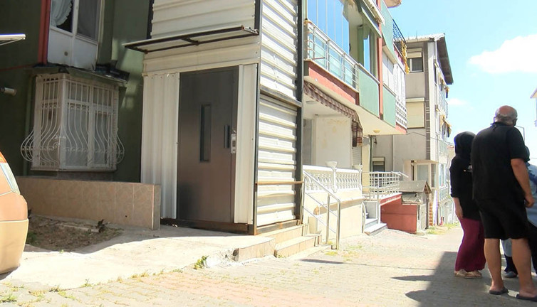 Kumburgaz’da engelli komşuya asansör engeli